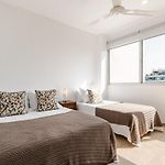 3 Bedroom Oceanfront Apartment, Fully Renovated