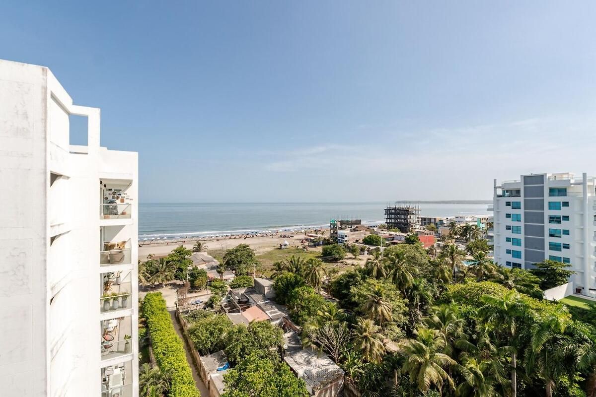 3 Bedroom Oceanfront Apartment, Fully Renovated Apartamento
