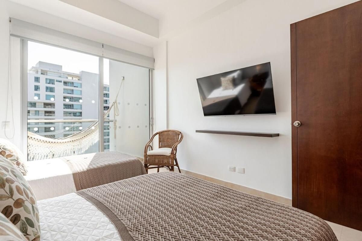 Apartamento 3 Bedroom Oceanfront Apartment, Fully Renovated