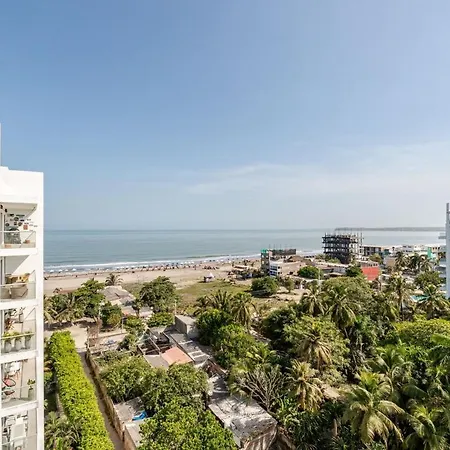3 Bedroom Oceanfront Apartment, Fully Renovated Apartamento