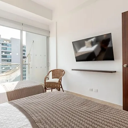 Apartamento 3 Bedroom Oceanfront Apartment, Fully Renovated