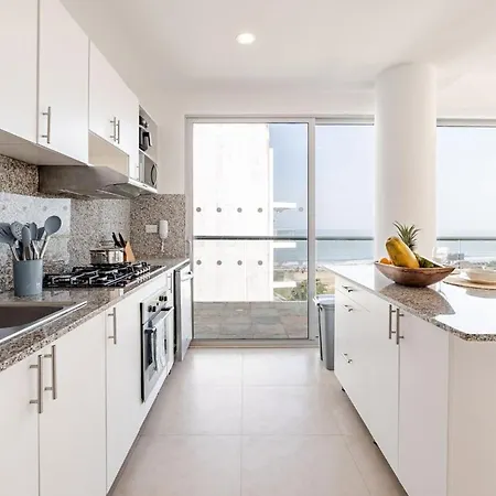 3 Bedroom Oceanfront Apartment, Fully Renovated *